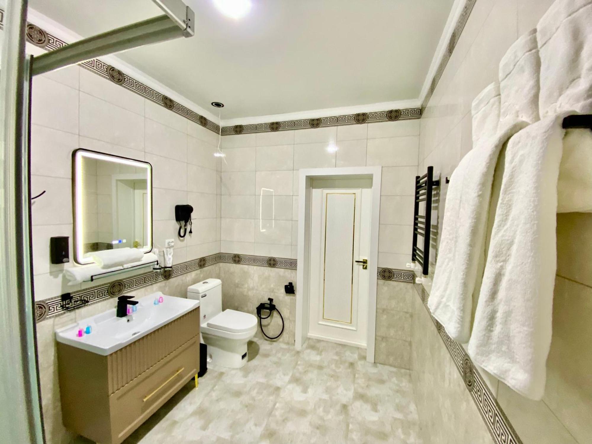 Isakhoja Hotel Chiwa Zewnętrze zdjęcie
